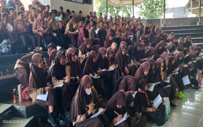 Apresiasi Seni Musik Minangkabau Sekolah Alam Ar Royyan Padang Bekerjasama dengan SMKN 7 Padang